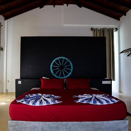 Singhe House Hotel Dikwella Ngoại thất bức ảnh