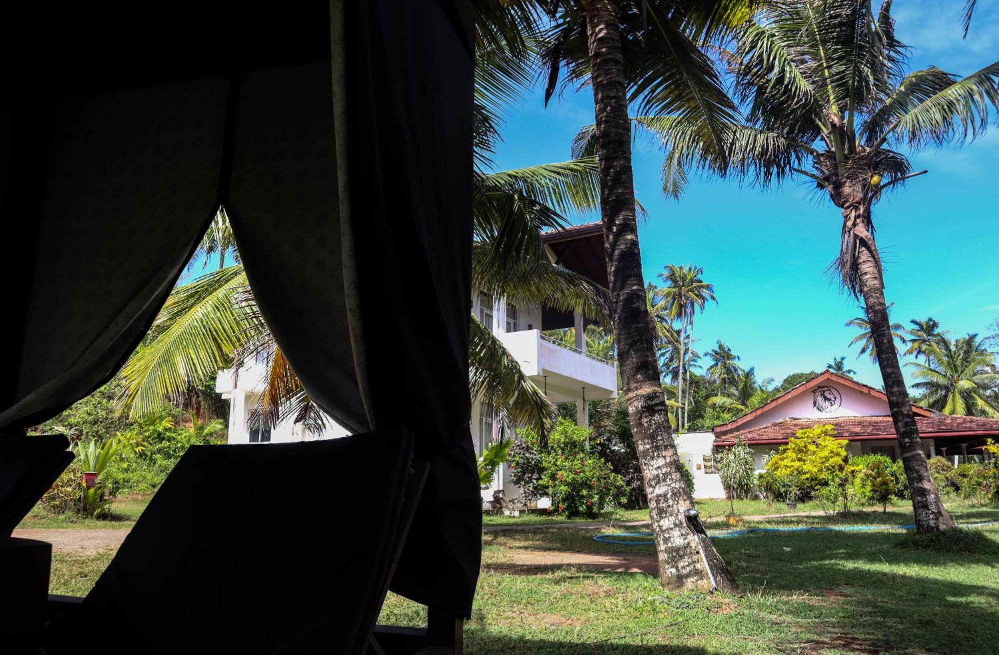Singhe House Hotel Dikwella Ngoại thất bức ảnh